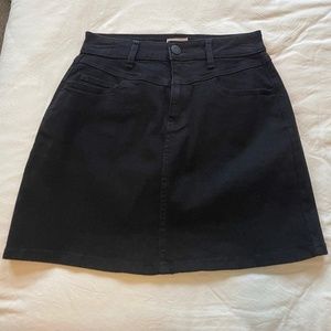 Black Jean Mini Skift